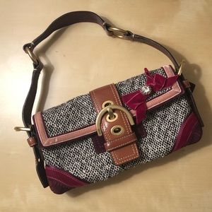 COACH Soho Tweed Purse Satchel. 9"L x 1.5"W x 5"H.